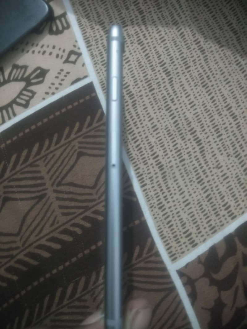 Apple iPhone 6 3