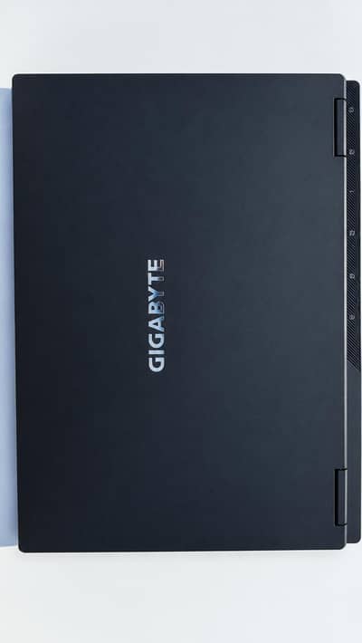 GIGABYTE A16 — RTX 5060 GAMING LAPTOP