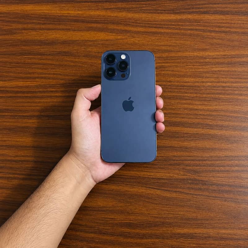 Apple iPhone 14 Pro Max 0