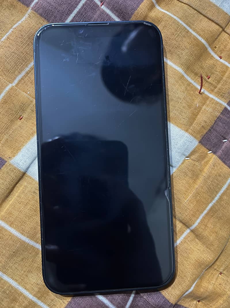 Apple iPhone 13 3