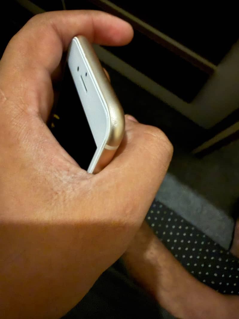 Apple iPhone 8 2
