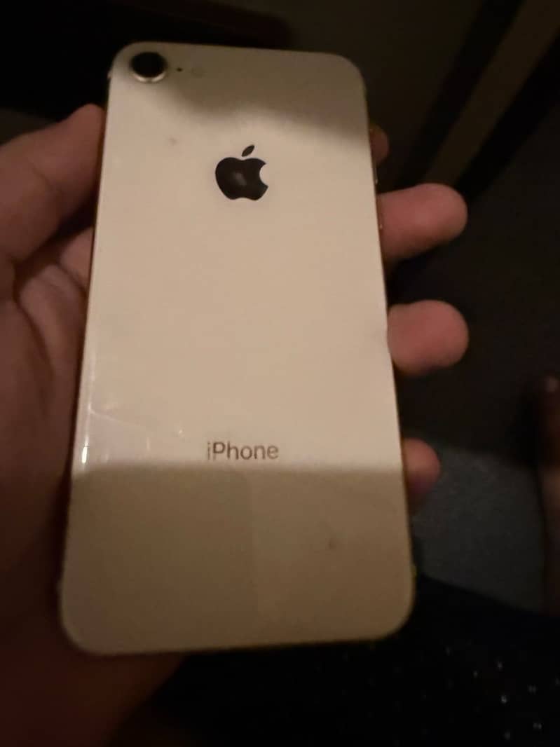 Apple iPhone 8 3