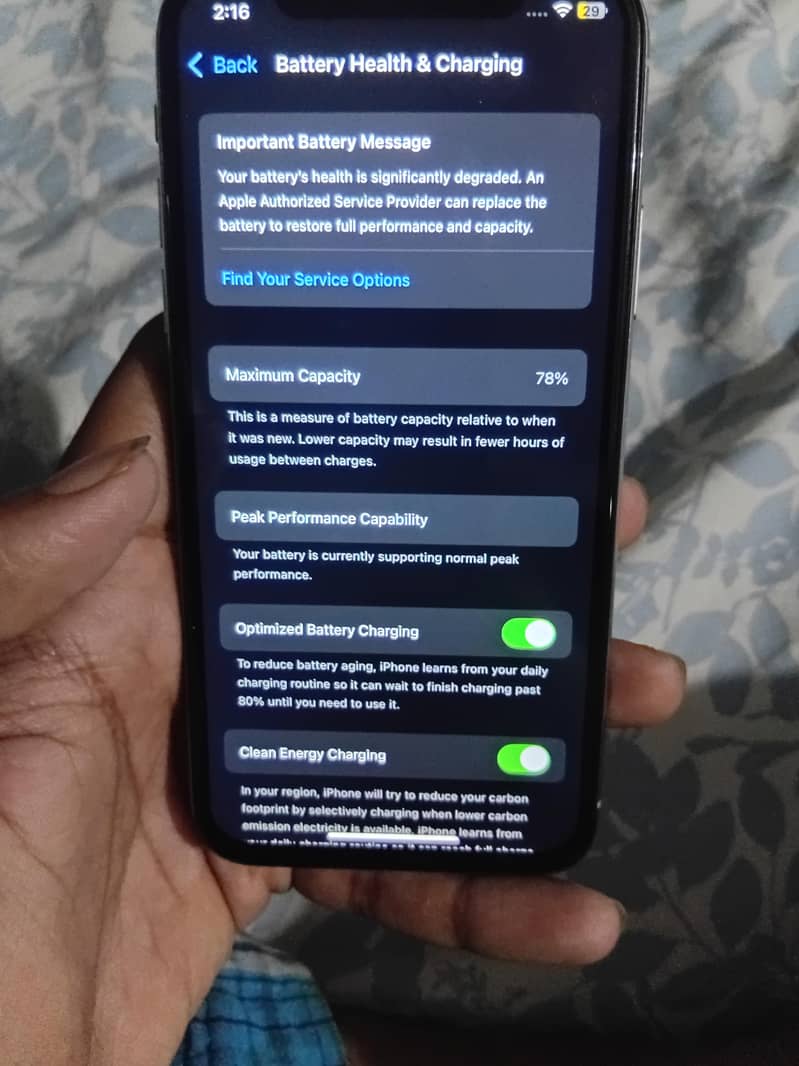 Apple iPhone XS 4