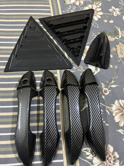 Toyota corolla door handles, roof shark, quarter glass