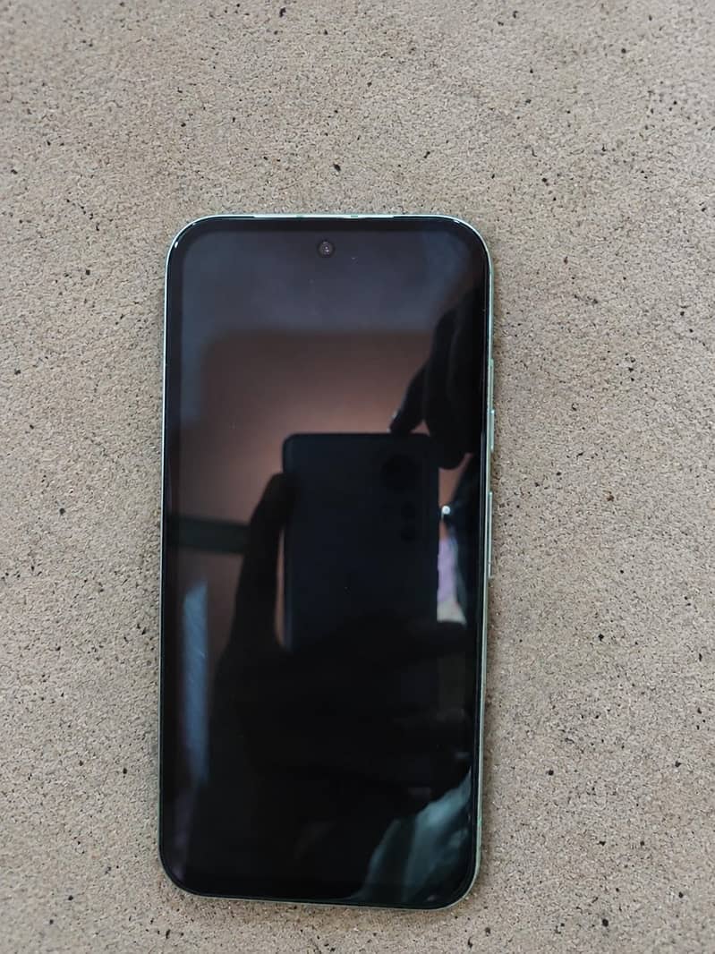 Google Pixel 8a 1