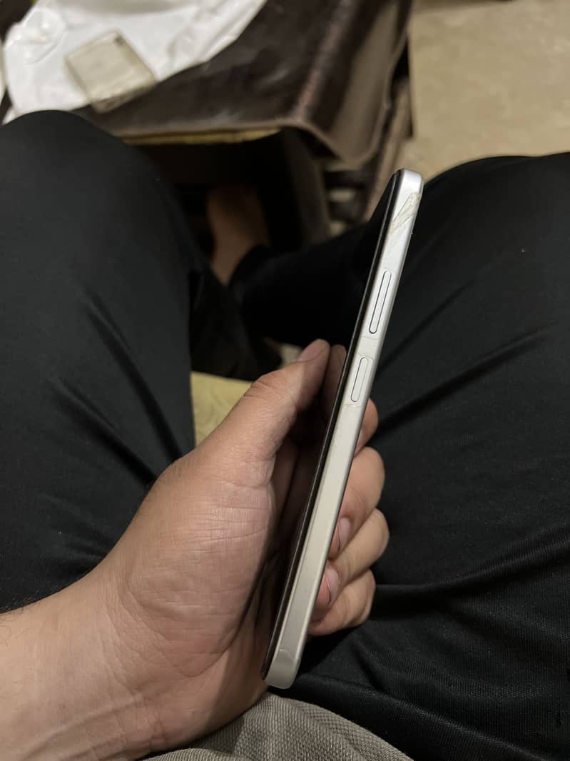 OPPO A6s 3