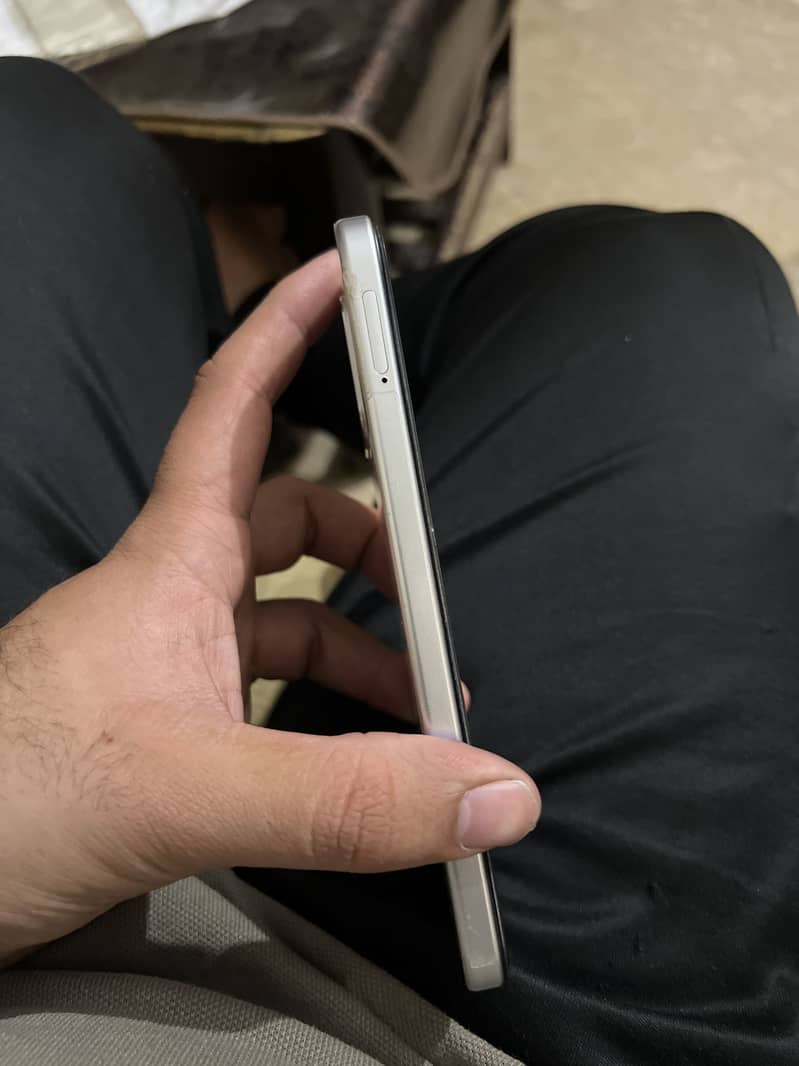 OPPO A6s 5