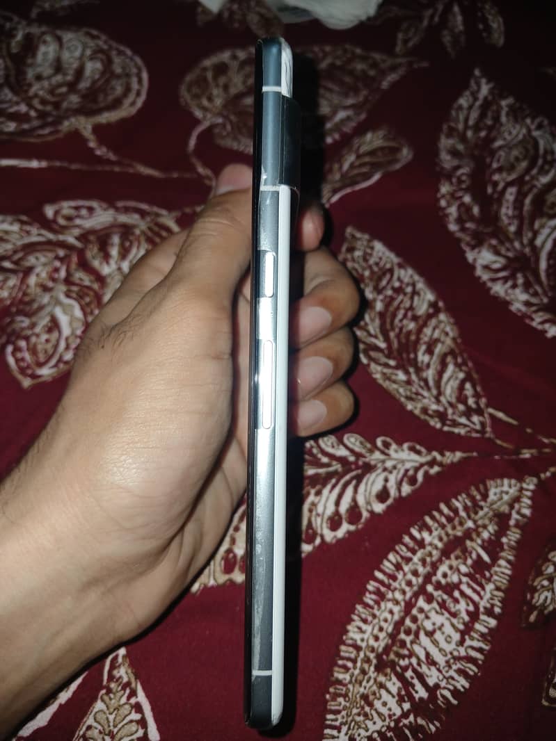 Google Pixel 7 Pro 2