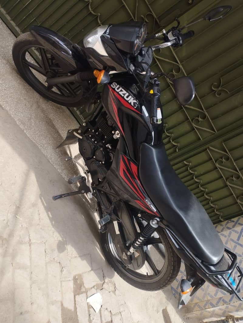 SUZUKI GR150 2