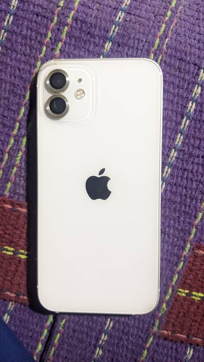 Apple iPhone 12