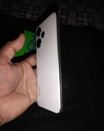 Infinix Hot 30 Play box hai chage nihe hai