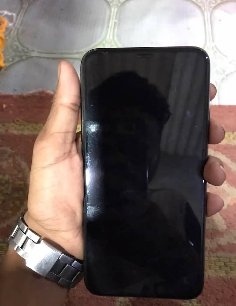 Apple iPhone 11 Pro Max 3
