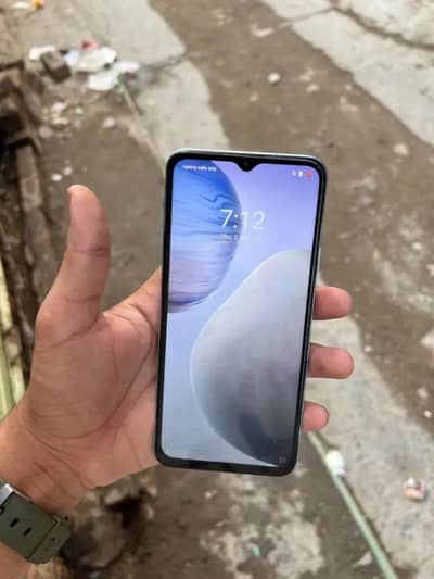 Vivo Y33T