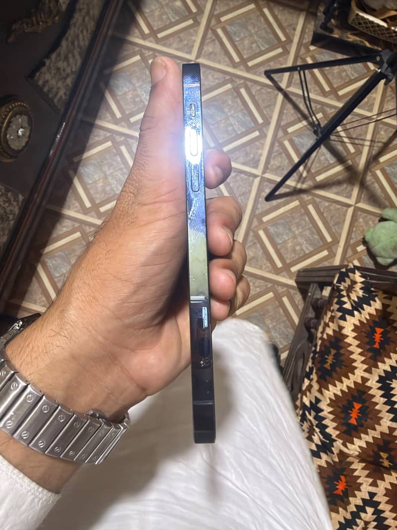iPhone 12 Pro FU 0
