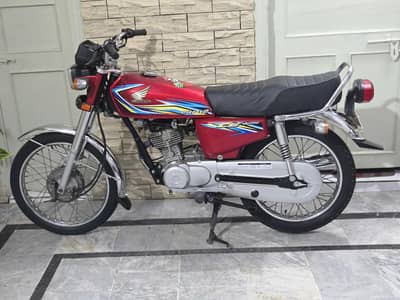 Honda 125 model 2018 Lahore number
