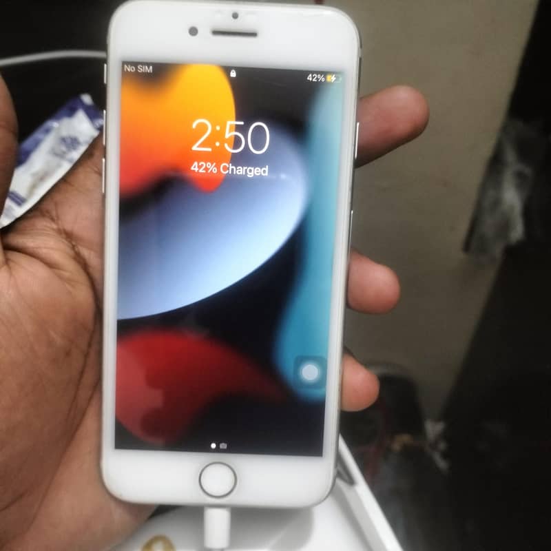 Apple iPhone 7 1