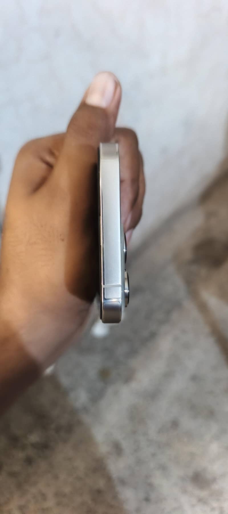 Apple iPhone 13 Pro 2