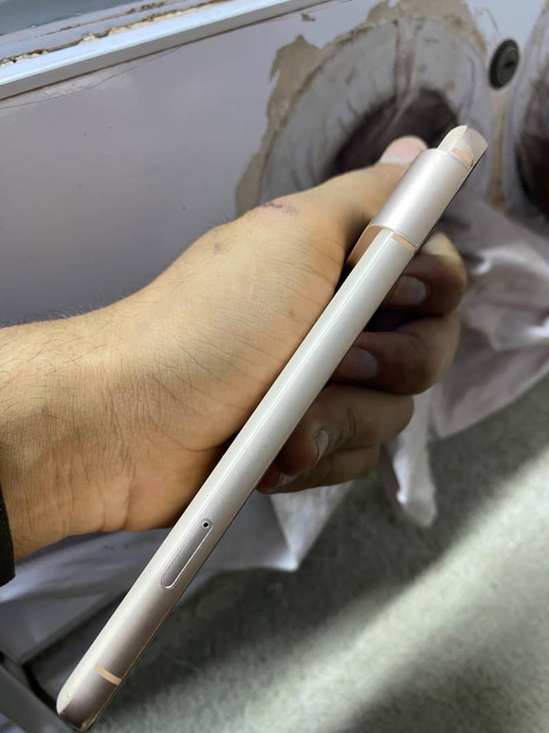 Google Pixel 8 2