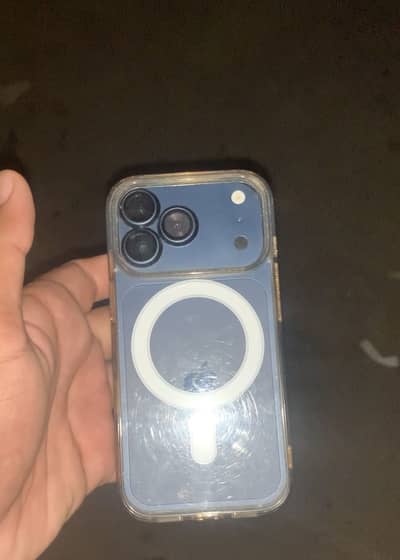Apple iPhone 16