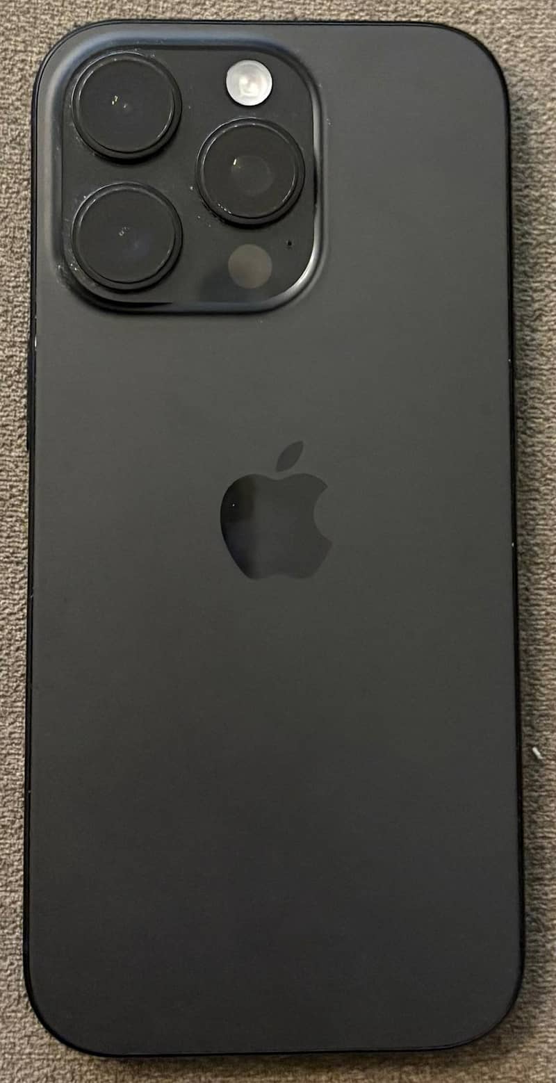 Apple iPhone 16 Pro 0
