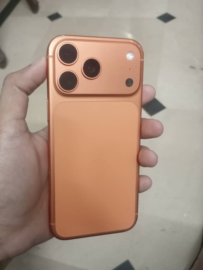 Apple iPhone 17 Pro Max 0