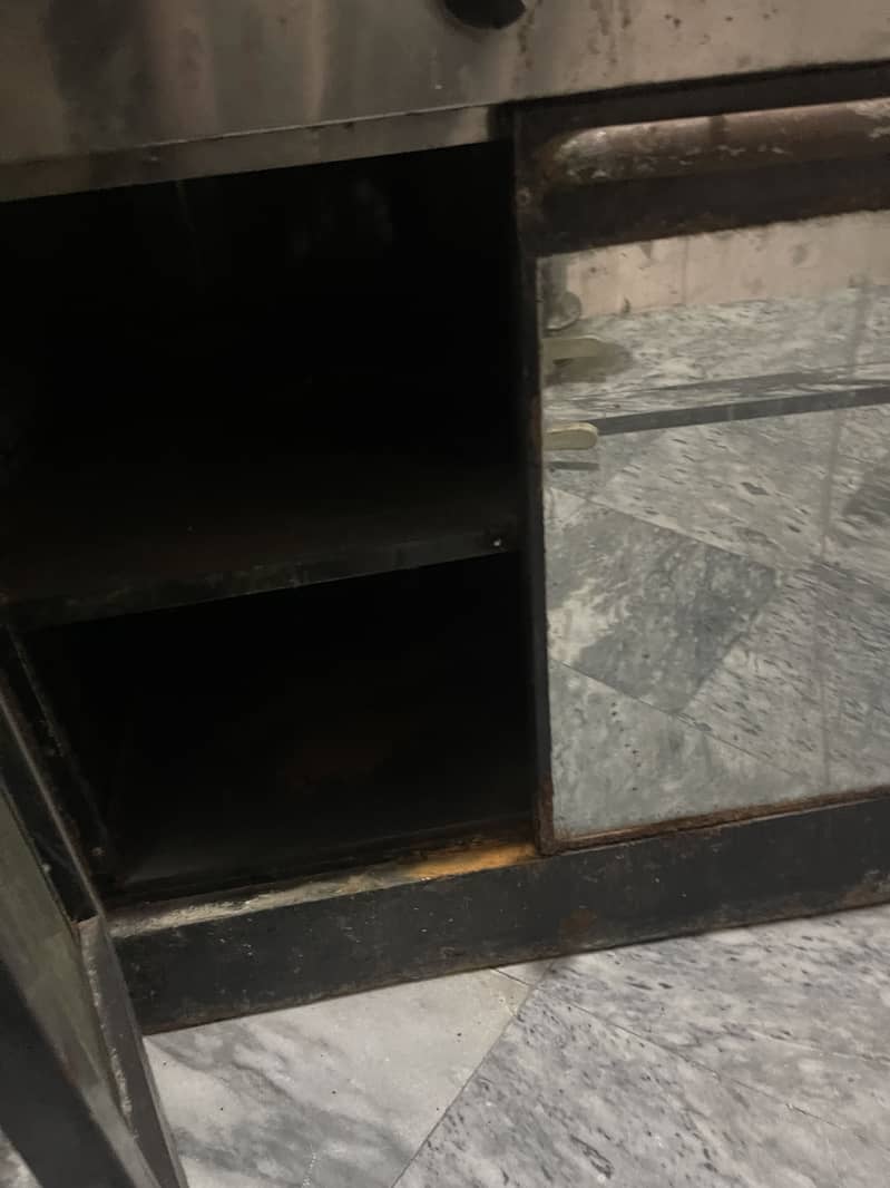 Cooking range stove 3