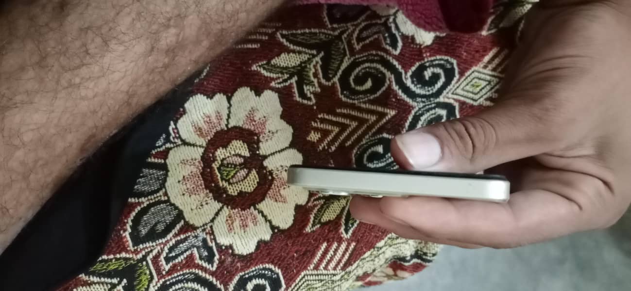 Realme C53 5