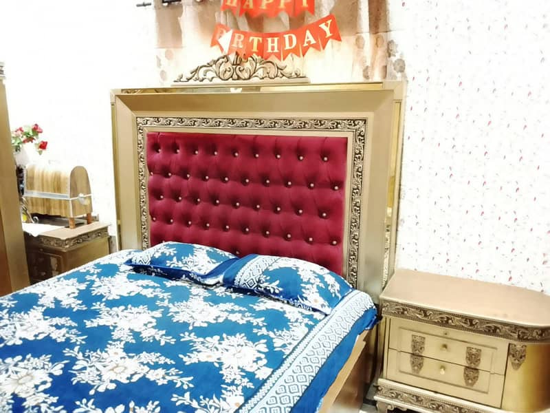 Bed with spring Mattress 0