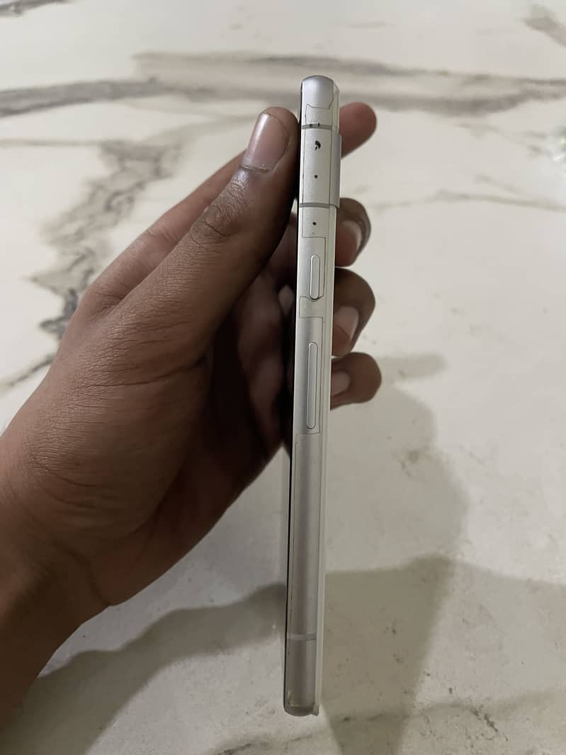 Google Pixel 7a 1