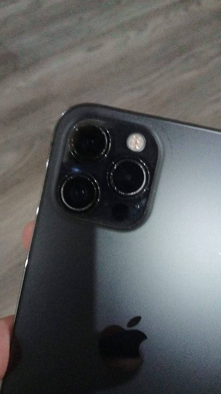 Apple iPhone 12 Pro Max 5