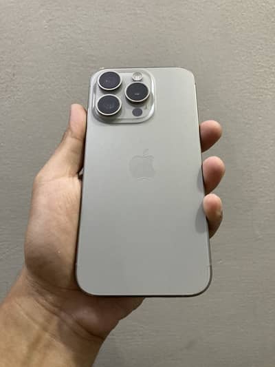 Apple iPhone 15 Pro