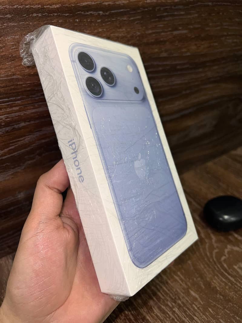 iPhone 18 Pro Max--Sealed Packed 2