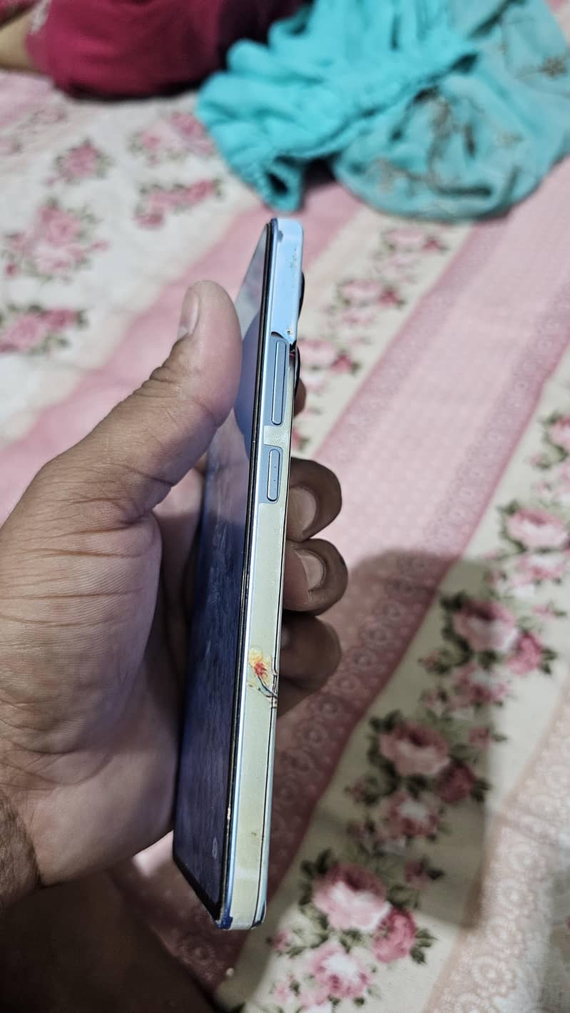 Xiaomi Redmi Note 13 0