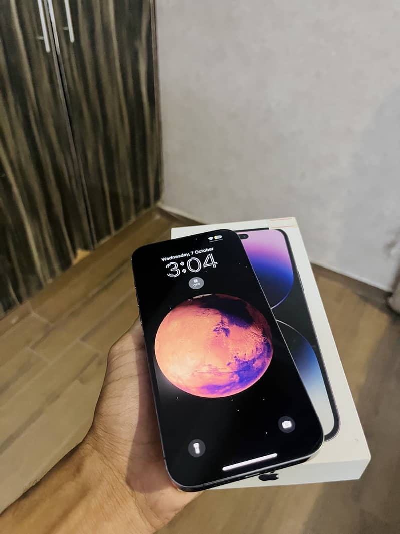 Apple iPhone 14 Pro Max 0