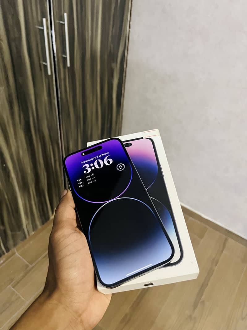 Apple iPhone 14 Pro Max 1