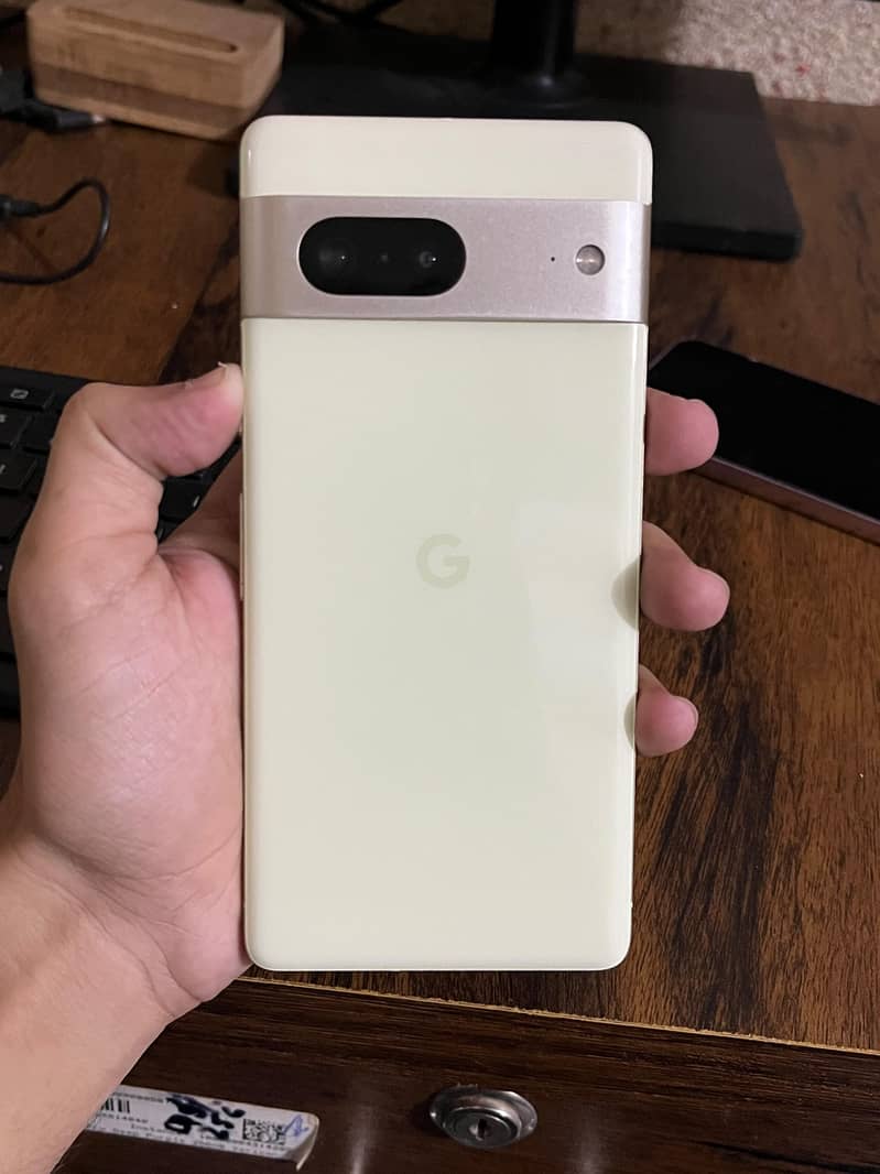 Google Pixel 7 2