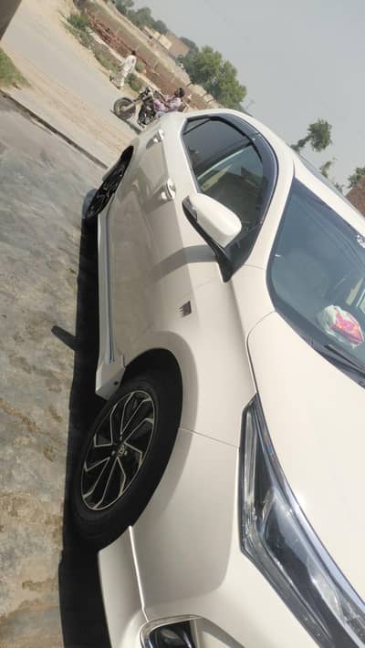 Toyota Altis Grande 2023