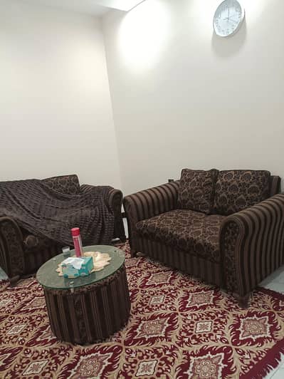 sofa set in good condition.