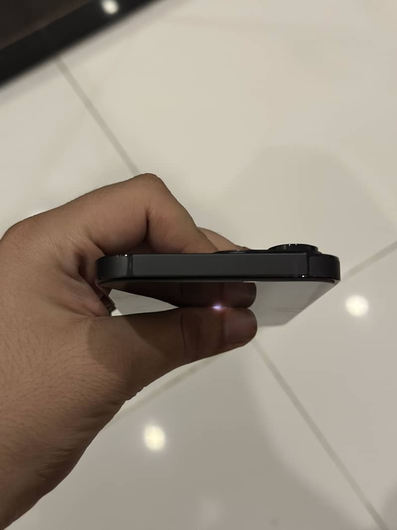 Apple iPhone 14 Pro Max 3