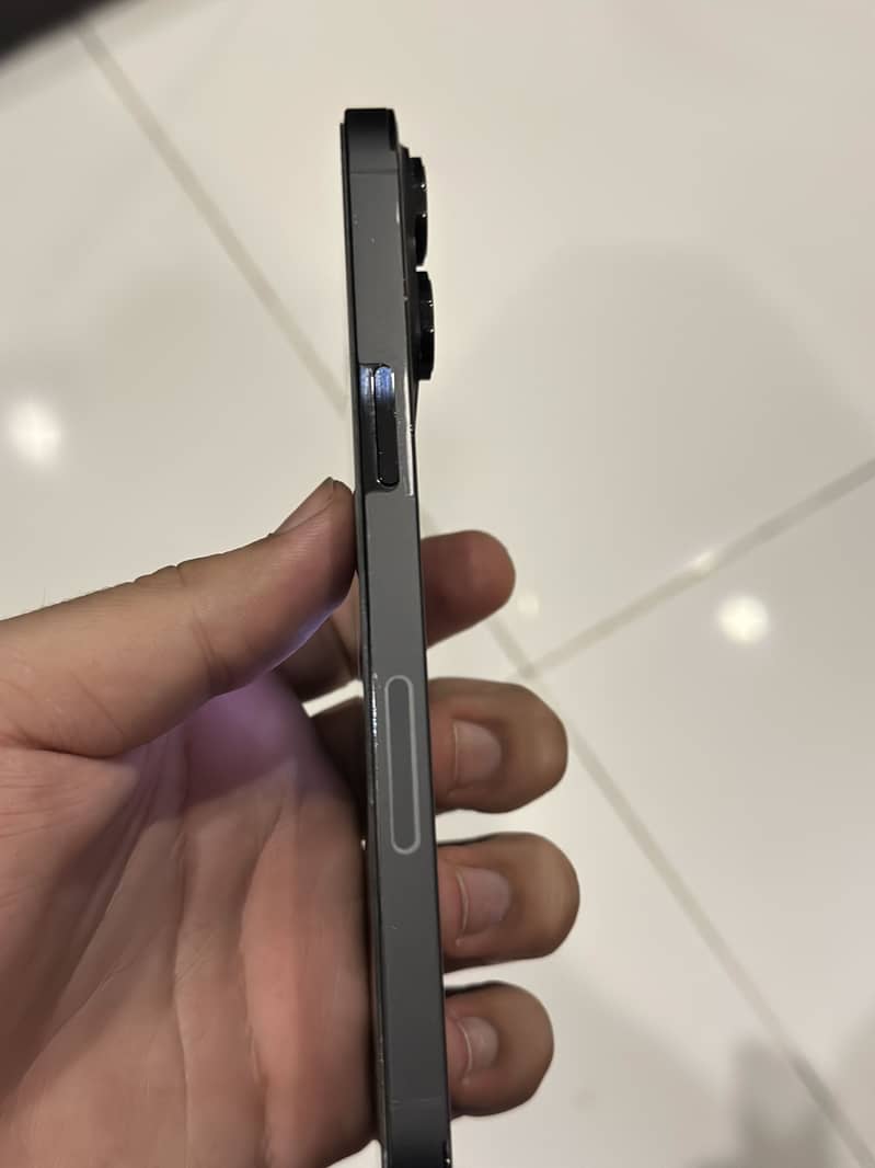Apple iPhone 14 Pro Max 5