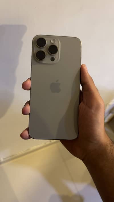 Apple iPhone 15 Pro Max