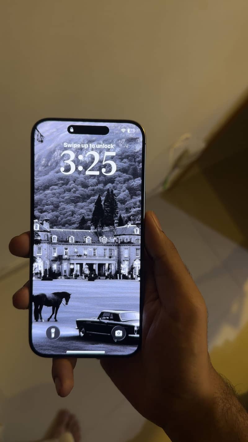 Apple iPhone 15 Pro Max 1