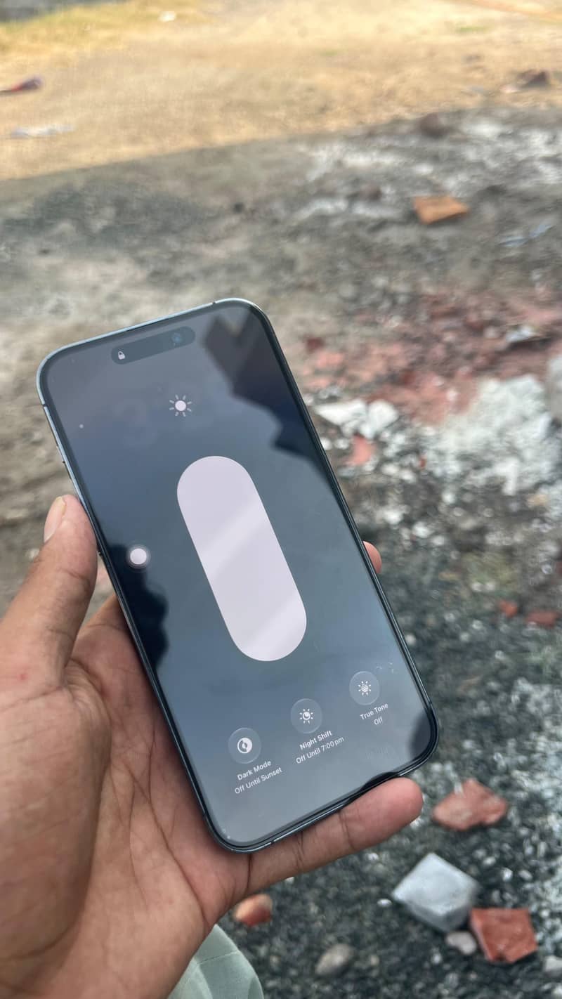 Apple iPhone 14 Pro Max 6