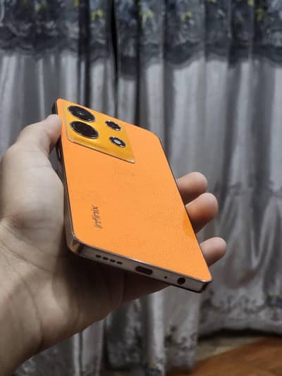 Infinix Note 30