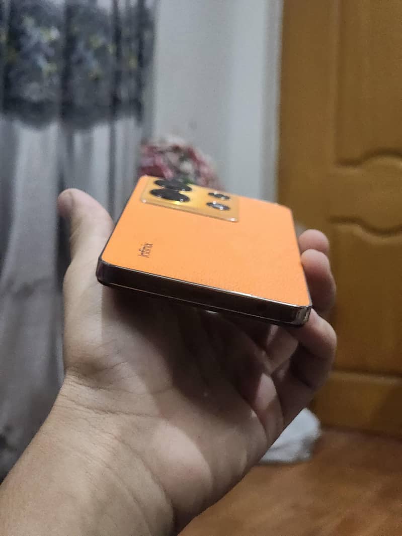 Infinix Note 30 1