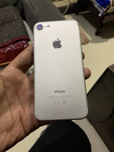 Apple iPhone 7