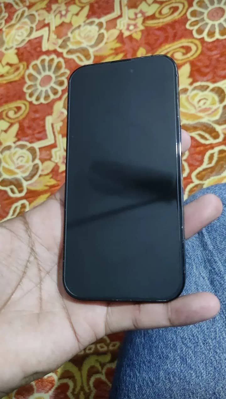 Apple iPhone 14 Pro Max 7