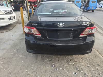 Toyota Corolla GLI 1.6 Automatic 2013