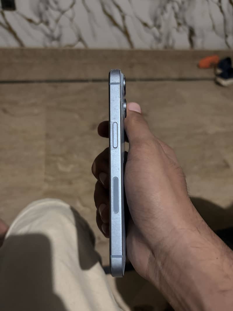 Apple iPhone 14 1