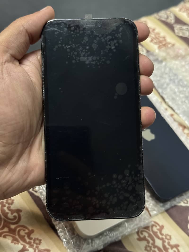 Apple iPhone 12 Pro 3